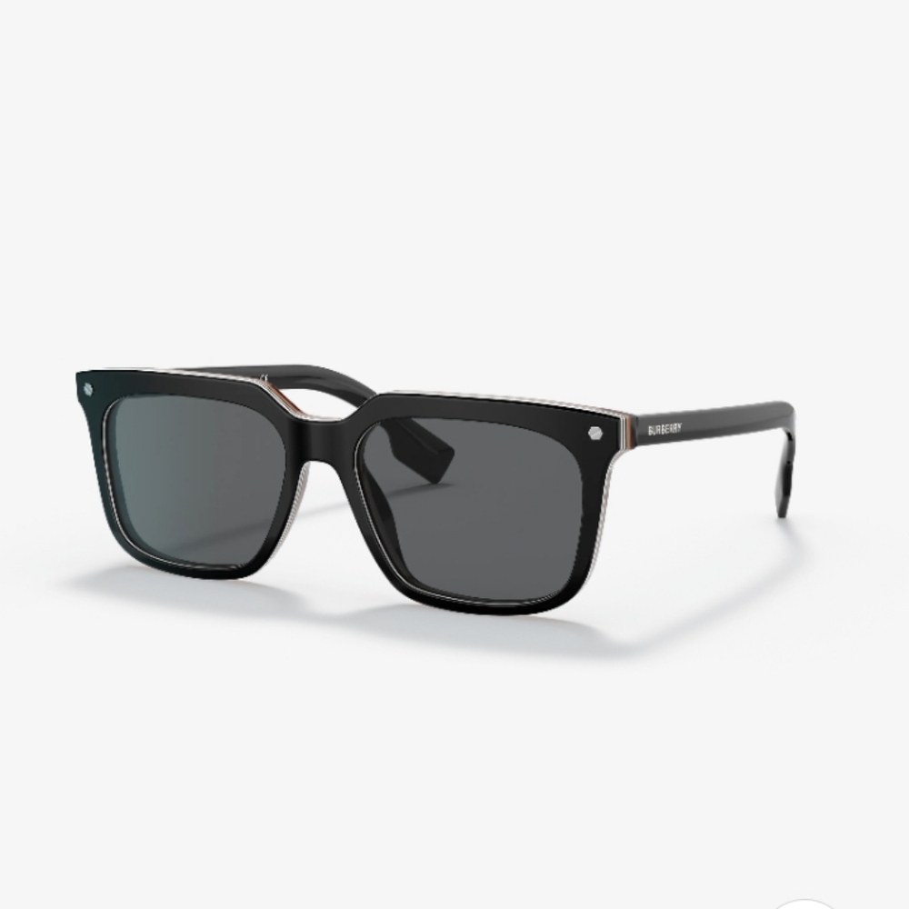Burberry Carnaby Sunglasses